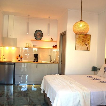 Golden Mile Studio-Apartment Ípszosz Kültér fotó