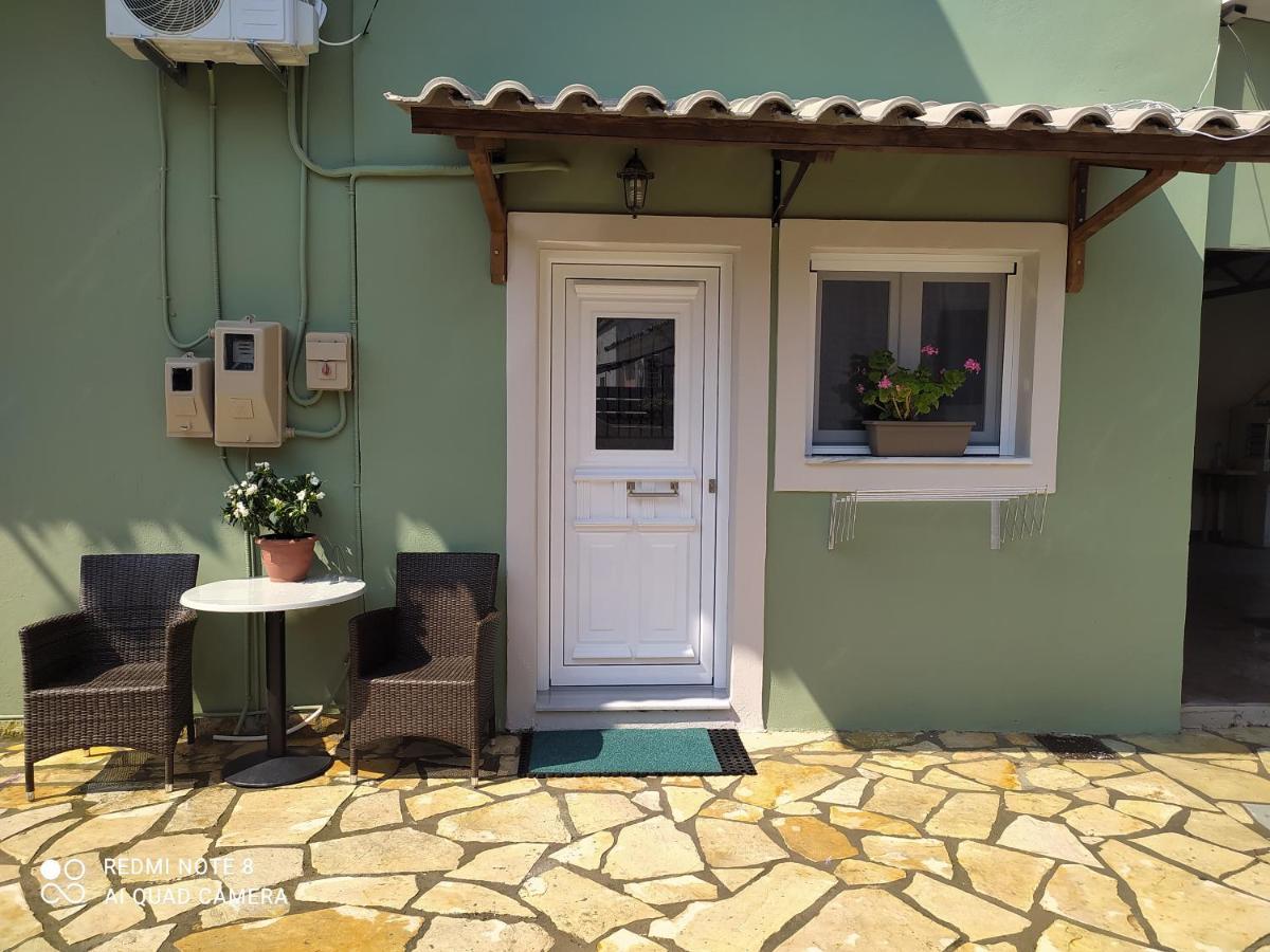 Golden Mile Studio-Apartment Ípszosz Kültér fotó